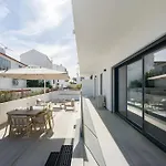 Spacious T2 With Luxury Terrace Apartamento *