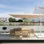 Spacious T2 With Luxury Terrace Apartamento *