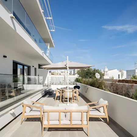 Spacious T2 With Luxury Terrace Apartamento Tavira
