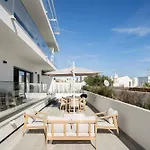Spacious T2 With Luxury Terrace Appartement Tavira